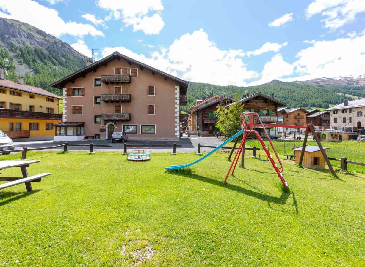 Residence Adele Livigno Exterior photo